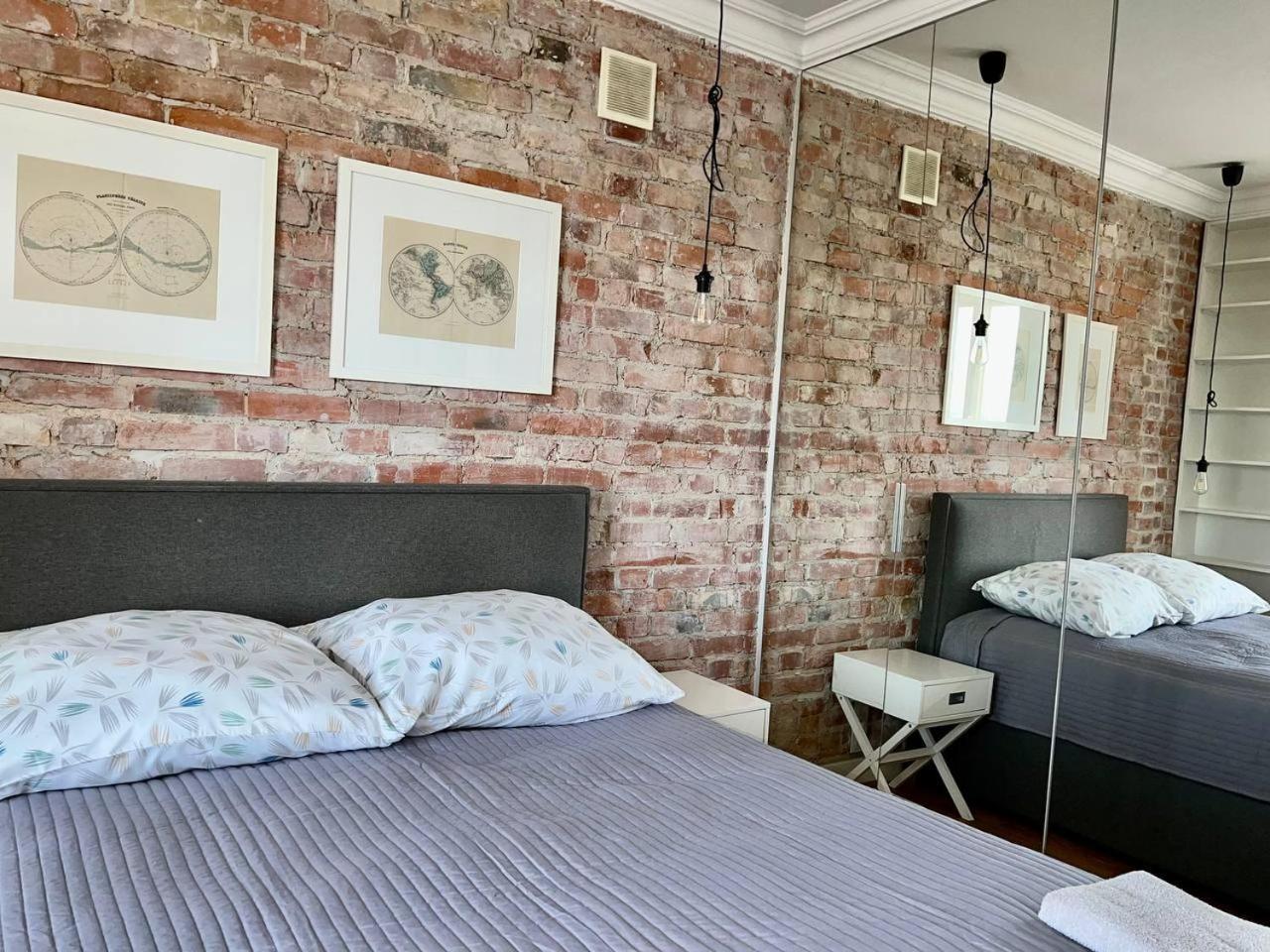 Modern Flat In The Centre - By Hik Apartament